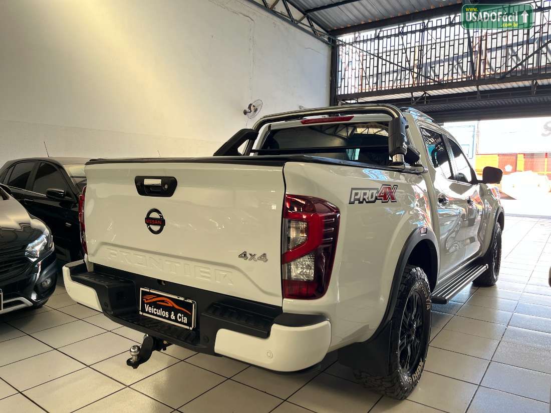 Nissan Frontier PRO4X CD 4x4 2.3 Bi-Turbo Automático Diesel 2022/2023 — foto 4 de 9