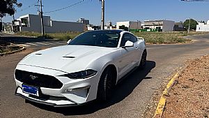 Mustang GT Premium V8