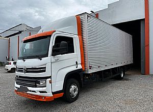 Volks 11-180 Delivery 2p Diesel E5 2021/2022 em Sorriso - MT