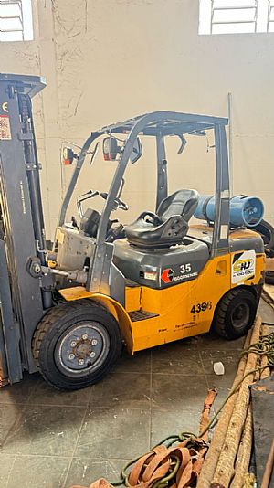Empilhadeira Goodsense 35