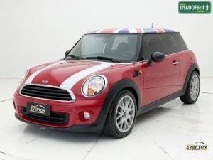 Mini Cooper One 1.6 Automático