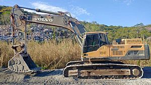 Escavadeira Ec380d - Volvo 2014/2014 em Cuiabá - MT
