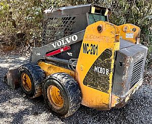 Minicarregadeira Mc80b