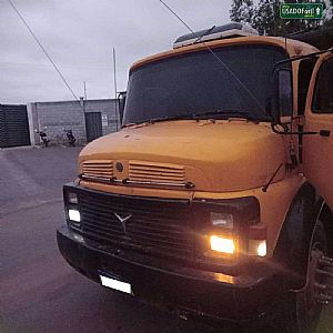 Mercedes 1977/1977 em Cuiabá - MT