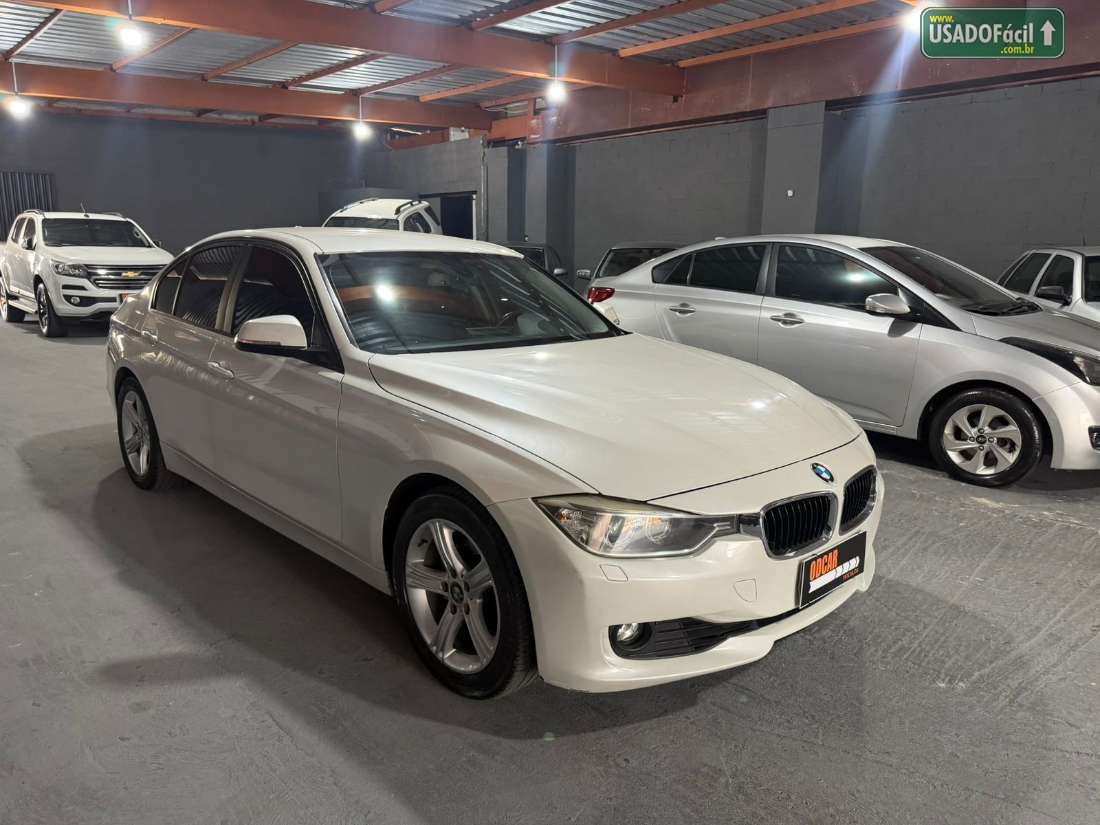 BMW BMW 320iA 2.0 Turbo 2013/2014 — foto 3 de 12