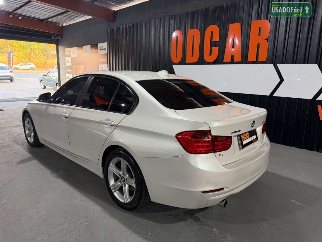 BMW BMW 320iA 2.0 Turbo 2013/2014 — foto 6 de 12