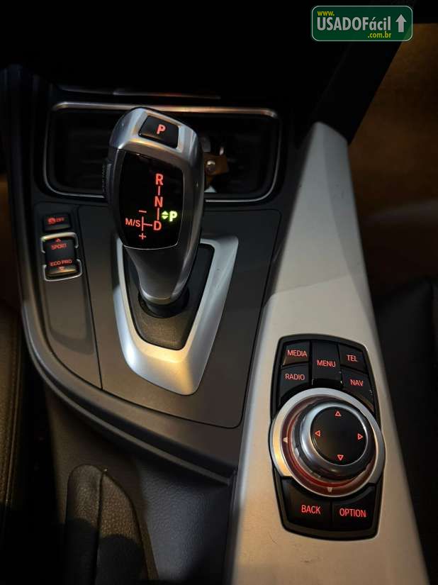 BMW BMW 320iA 2.0 Turbo 2013/2014 — foto 10 de 12