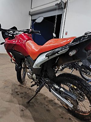 Xre 300 2011/2012 em Pontes e Lacerda - MT