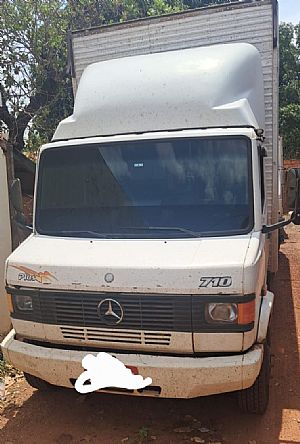 Volks 710 Plus 2p Diesel 2008/2008 em Várzea Grande - MT