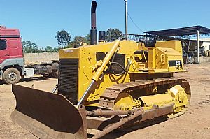 Trator D4esr Serie Ii - Dupla Potência