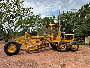 Patrol Caterpillar 120 B Motoniveladora