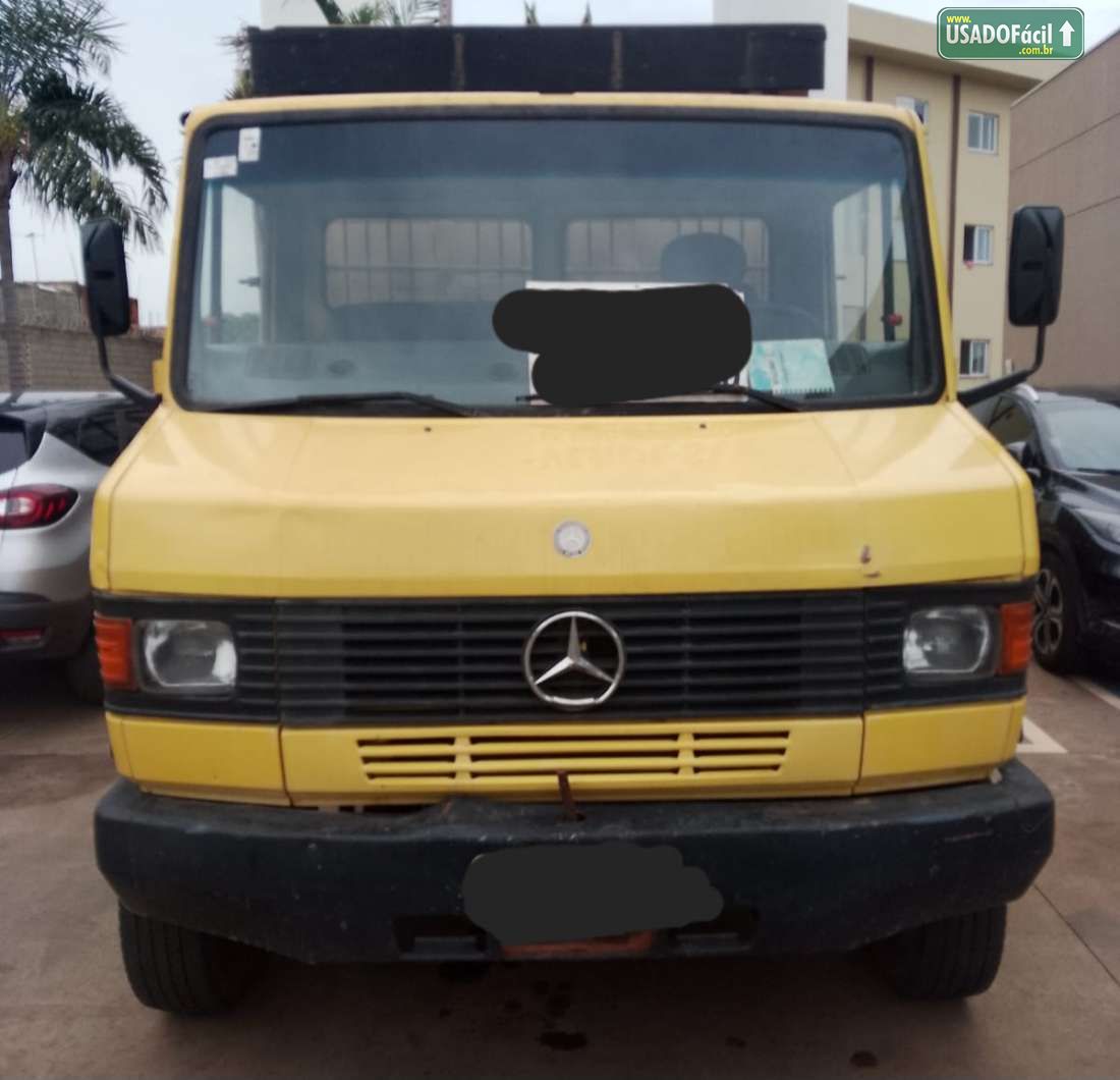 MERCEDES-BENZ Mercedes 710 Plus 2p Diesel 2002/2002 — foto 2 de 4