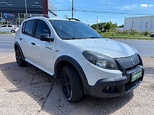Sandero Stepway 1.6 Hi-Flex