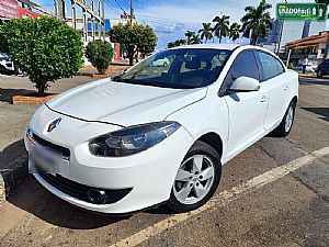 Fluence Sedan Dynamique Mecânico Flex 2013/2014 em Campo Verde - MT