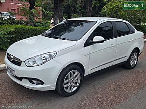 Grand Siena Essence Dualogic 1.6 Flex