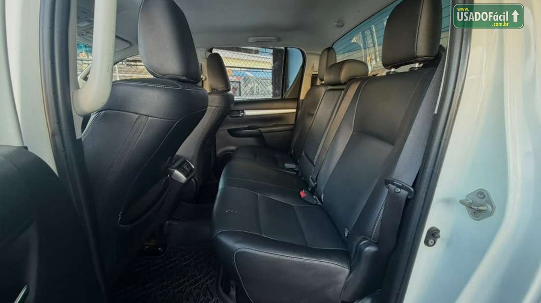 Toyota Hilux SRV CD 2.8 4x4 Diesel 2018/2018 — foto 8 de 11