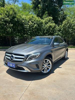 Mercedes GLA 200 Advance 1.6 Automático Flex