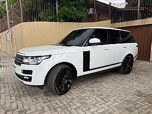 Range Rover Vogue Se 4.4 Sdv8 Diesel Automático 2015/2015 em Cuiabá - MT