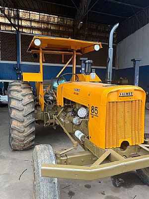 Trator Valmet 85