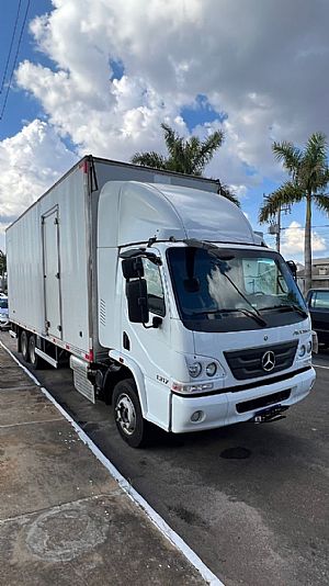 Mercedes Accelo 1317 6x2 2p Diesel E6 2023/2023 em Primavera do Leste - MT