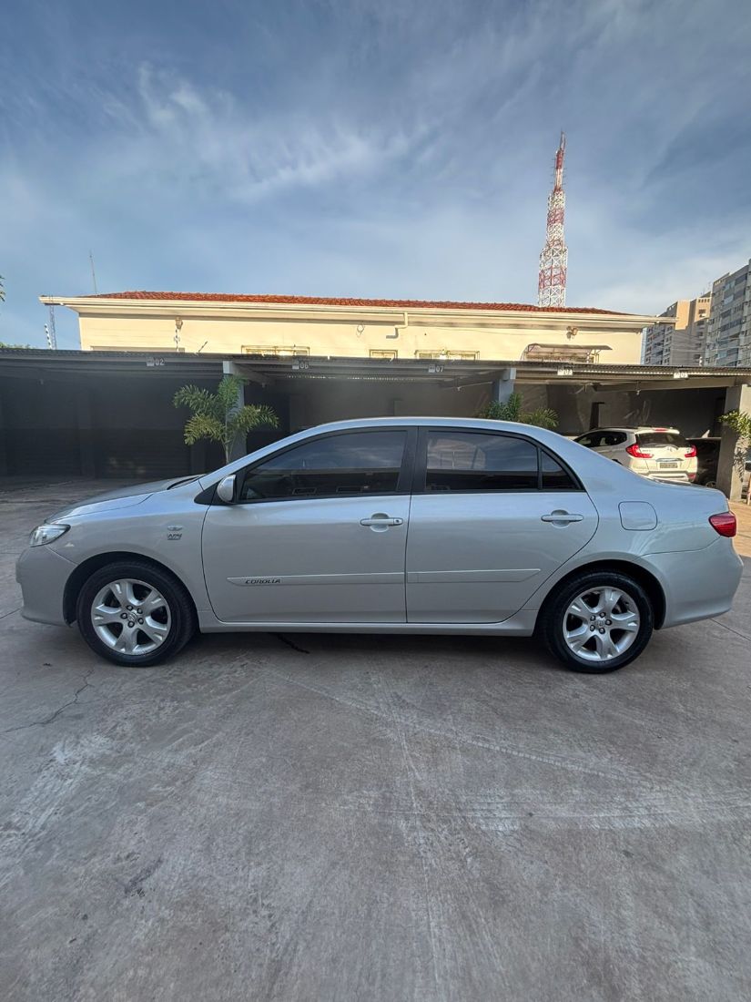 Toyota Corolla GLi 1.8 Automático Flex 2011/2011 — foto 15 de 15