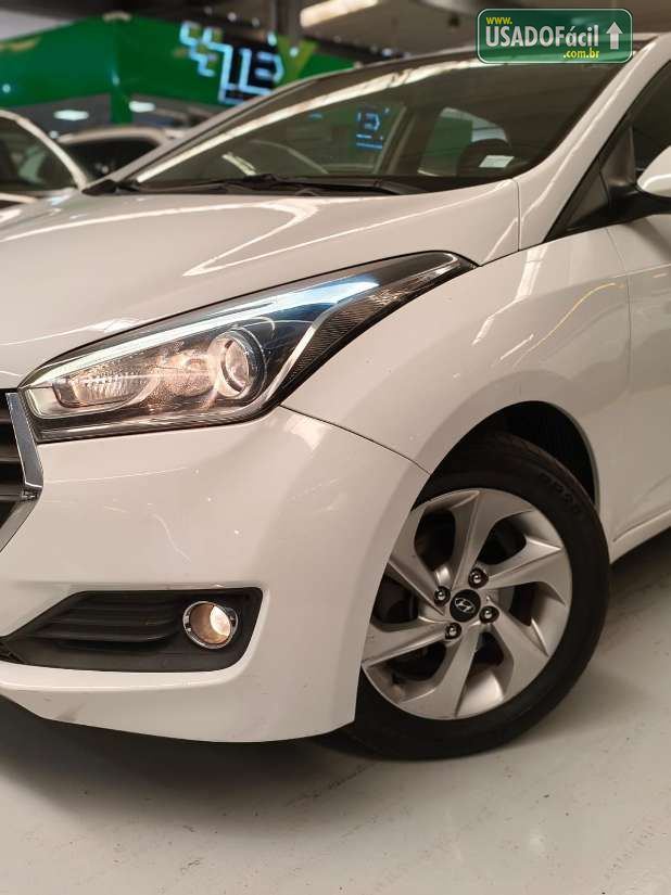 Hyundai HB20 Hatch Premium 1.6 Automático Flex 2015/2016 — foto 4 de 15