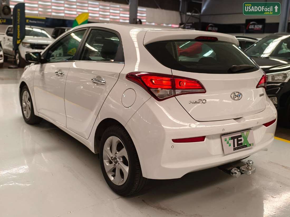Hyundai HB20 Hatch Premium 1.6 Automático Flex 2015/2016 — foto 7 de 15