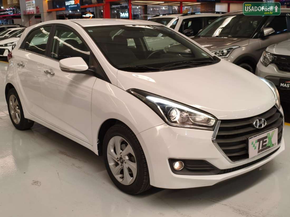 Hyundai HB20 Hatch Premium 1.6 Automático Flex 2015/2016 — foto 2 de 15
