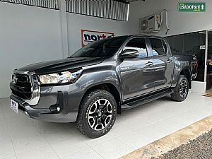 Hilux SRV CD 2.8 4x4 Automático DIESEL