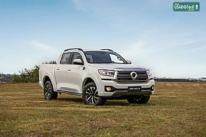 Poer P30 Exclusive 2.4 Turbo 4X4 Automático