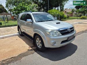 Hilux SW4 SRV D4-D 3.0 4x4 TDI Automático Diesel