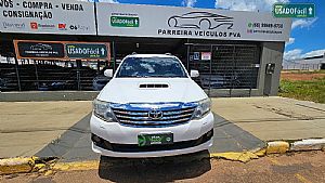 Hilux SRV CD D4-D 3.0 4x4 TDI Automático Diesel