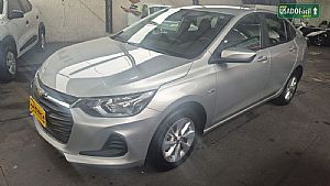 Onix Sedan Plus LT 1.0 Mecânico Flex
