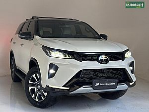 Hilux SW4 Diamond 2.8 4x4 Turbo Automático Diesel