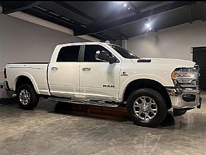 Ram 2500 Laramie Cd 6.7 Tdi 4x4 Diesel 2022/2022 em Rondonópolis - MT
