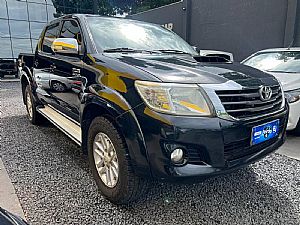 Hilux Srv Cd D4-d 3.0 4x4 Tdi Automático Diesel 2014/2014 em Cuiabá - MT