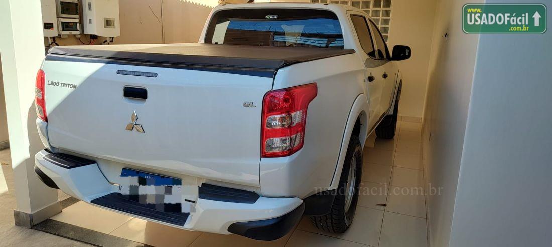 MITSUBISHI L200 Triton Outdoor GLX 2.4 CD 4x4 Diesel Mecânico 2022/2023 — foto 2 de 4