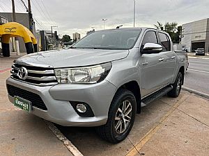 Hilux Sr Cd 2.8 4x4 Automático Diesel 2016/2016 em Cuiabá - MT