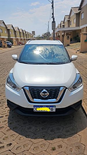 Kicks S 1.6 Automático Flex 2017/2018 em Cuiabá - MT