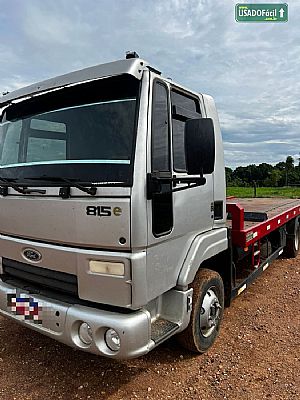 Cargo 815 E Turbo guincho prancha