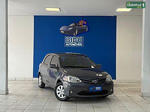 Etios Hatch XS 1.3 Mecânico Flex