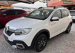 Sandero Stepway Intense 1.6 Automático Flex