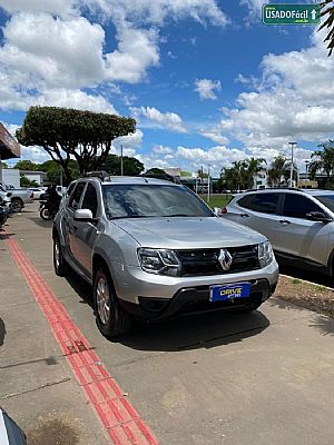 Duster Authentique 1.6 Automático Flex