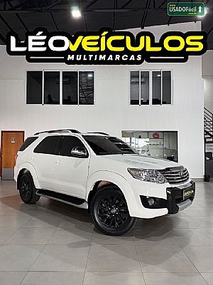 Hilux SW4 SR 2.7 4X2 Flex Automático