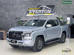Triton HPE-S CD 2.4 4x4 Turbo Automático Diesel