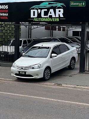 Etios Sedan Platinum 1.5 Mecânico Flex