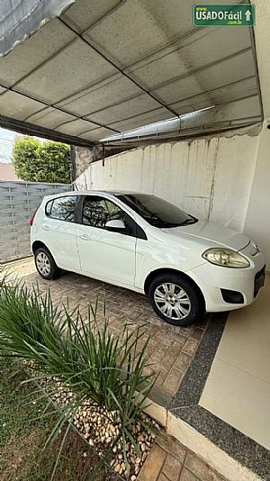 Palio Essence 1.6 Flex 5P