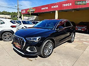 Audi Q3 Performance black 2.0 TFSI Tiptronic Quattro