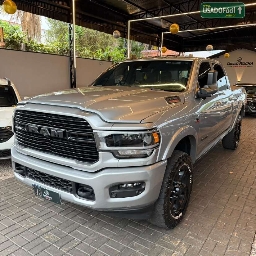 RAM RAM 3500 Laramie Night Edition CD 6.7 4x4 Turbo Diesel