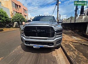 RAM 3500 Laramie Night Edition CD 6.7 4x4 Turbo Diesel